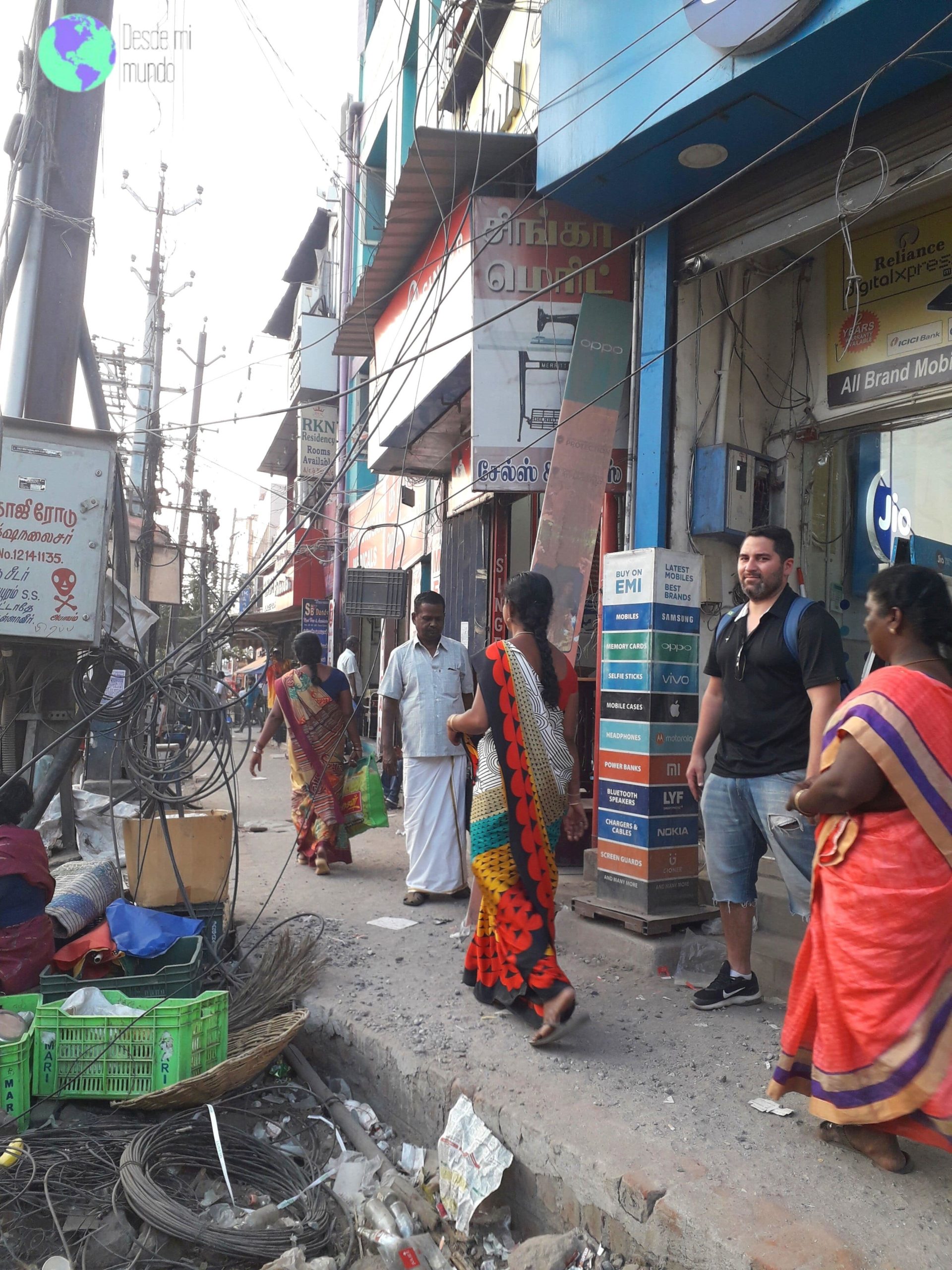 Caos en la calle - Madurai - Desde mi mundo blog de viajes